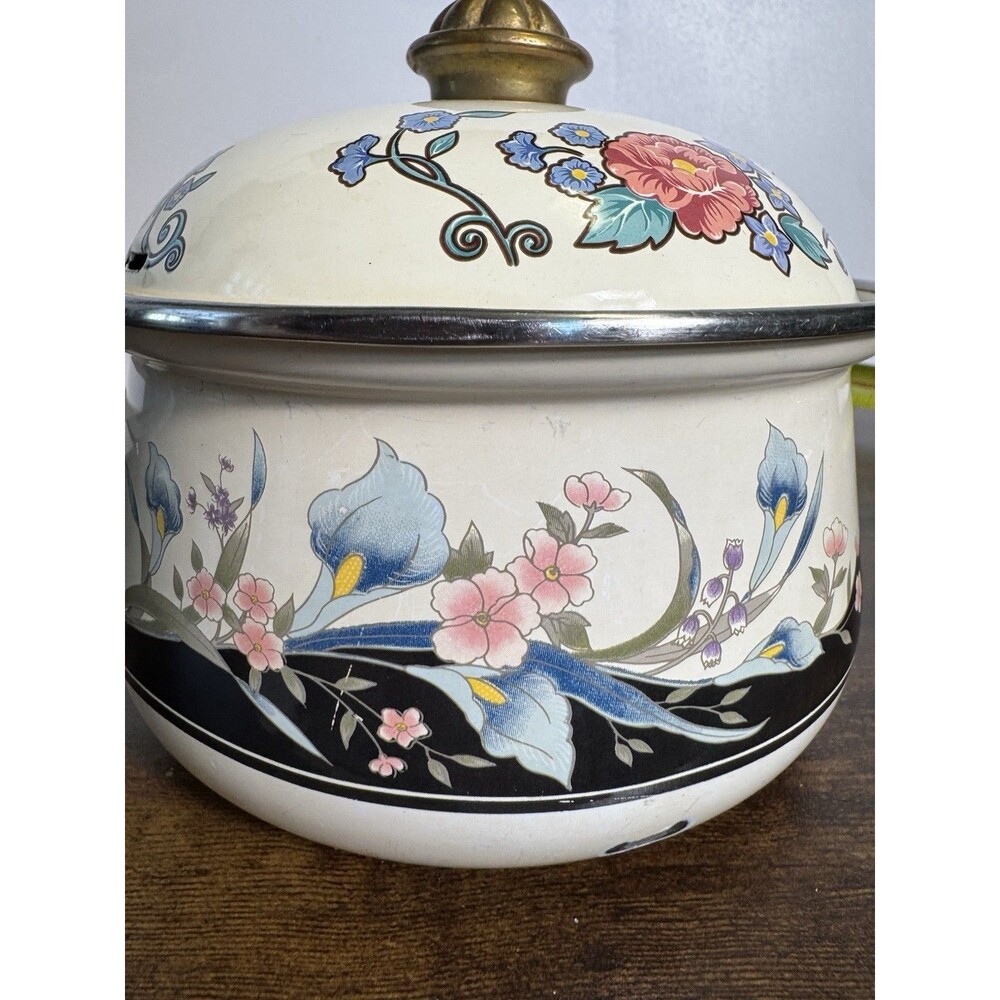 Vintage White Enamel And Floral Sauce Pot With Lid Whimsy Kitchen Cookware Pan - Picture 11 of 11